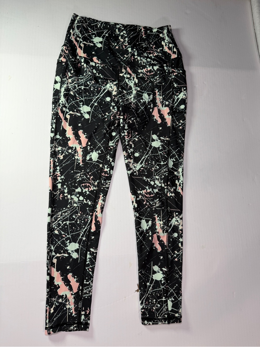 LegEnd Active Paint Splatter High Rise Pocket Leggings